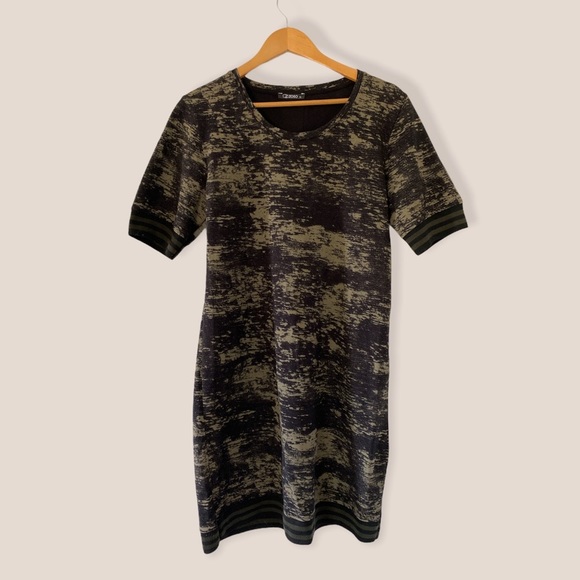 Zoso Dresses & Skirts - Green Black Sweater Dress